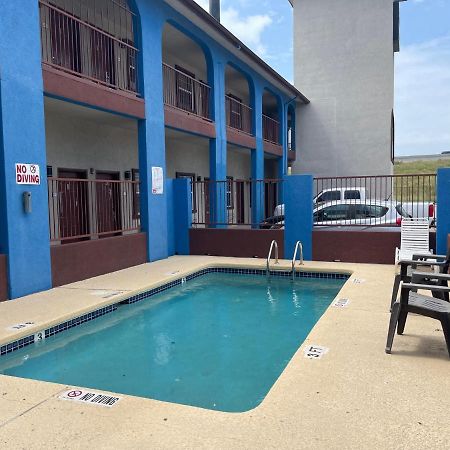 קורפוס כריסטי Airport Inn & Suites מראה חיצוני תמונה