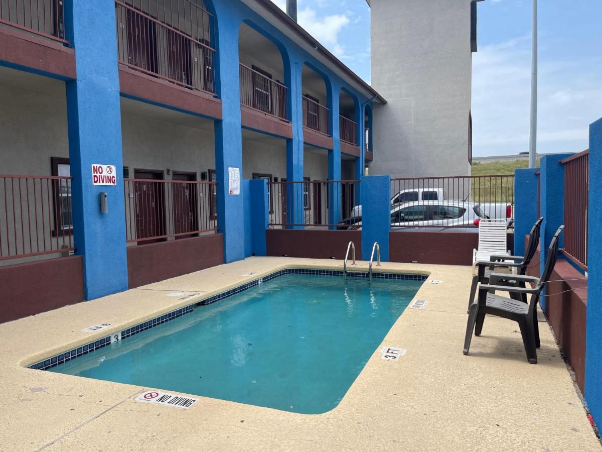 קורפוס כריסטי Airport Inn & Suites מראה חיצוני תמונה